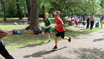 Run and Help a den sportu