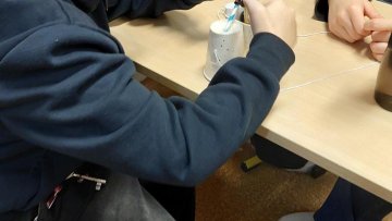 Výroba vánočních jednoduchých strojů (12. listopadu 2025)